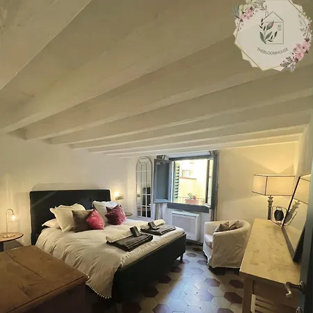 Bloomhouse Di Charme Centro Storico Apartment *