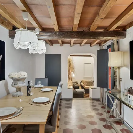 Bloomhouse Di Charme Centro Storico Lägenhet