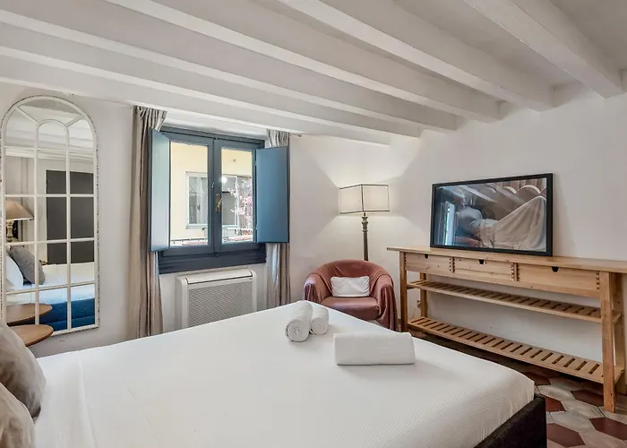 Golden Luxe - Bloomhouse Di Charme Centro Storico Firenze